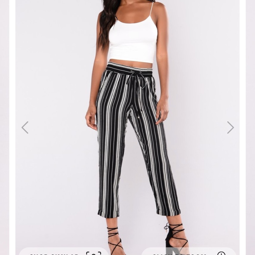 💕2/$20💕 Fashion Nova woven drawstring crop pant